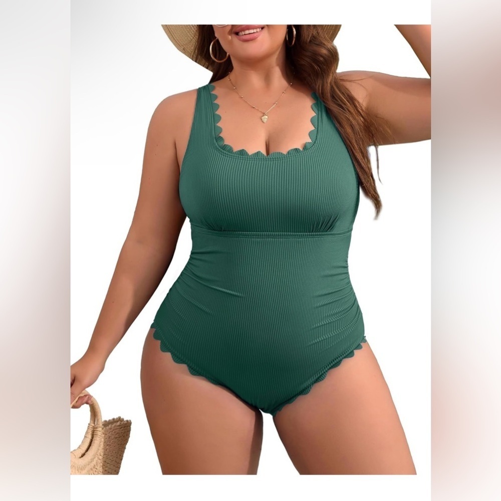 🆕Plus Size Swimsuit-Tummy Control